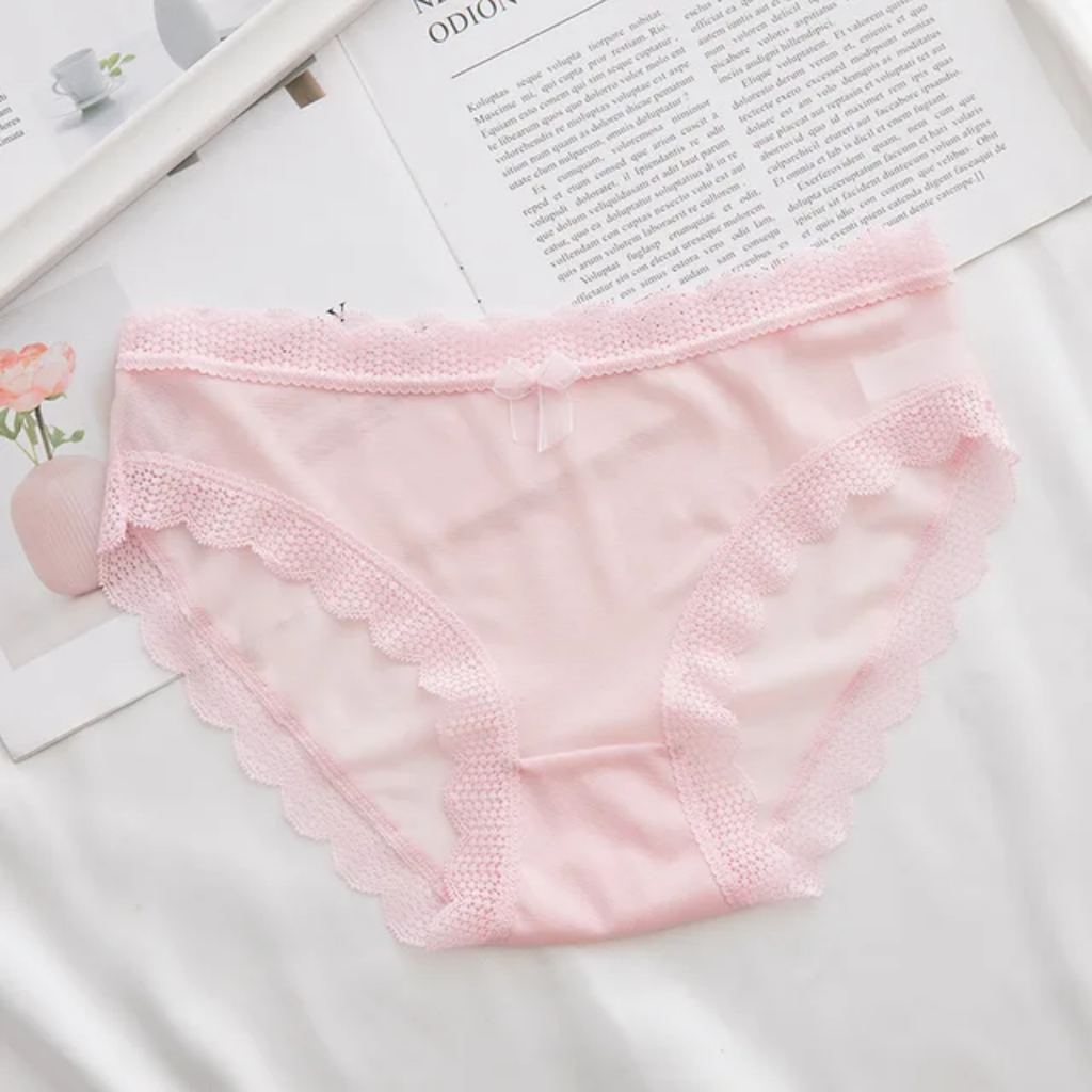Low Waist Lace Hollow Seamless Panties – Sexy, Breathable Comfort for Women